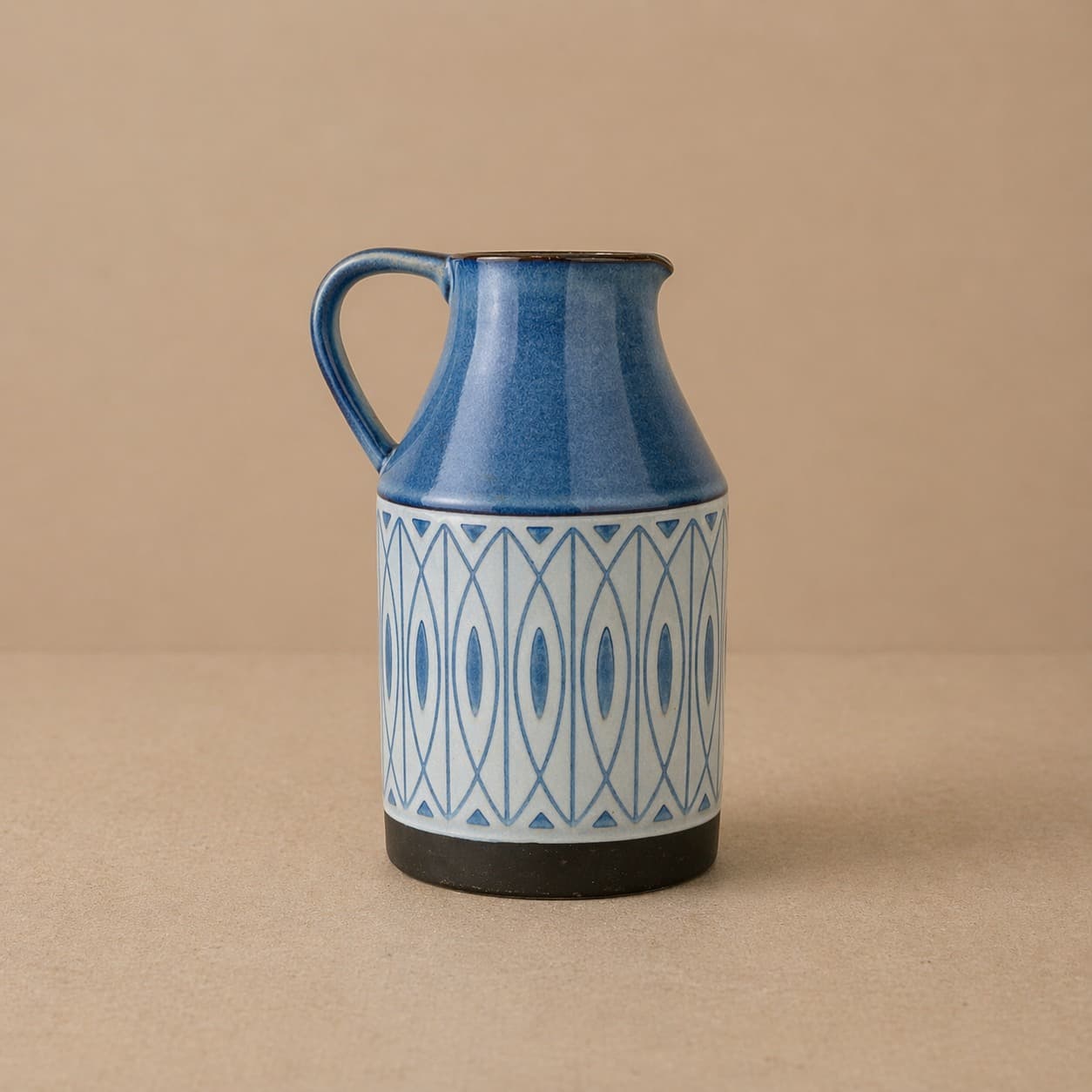 Anni Jeppesen, Royal Copenhagen Jug, 1961